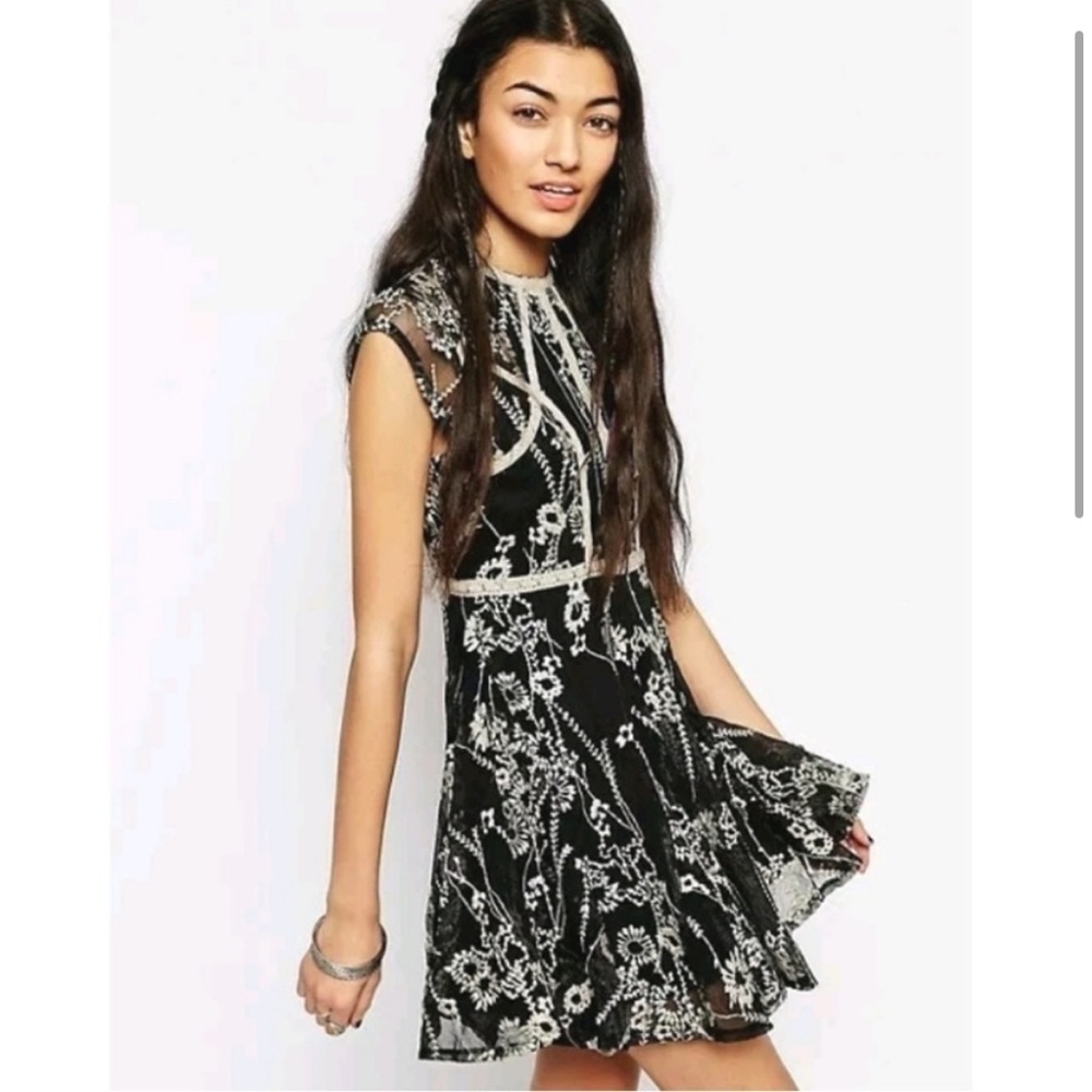 Free People Dress Women Navy/Grey Mesh Lace Mini Laurel Soft Boho Size 2